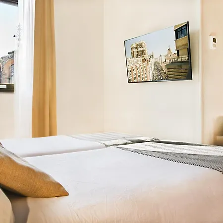 Hospedium Hotel Los Condes Madrid Exterior photo