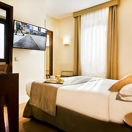 Hospedium Hotel Los Condes Madrid Exterior photo